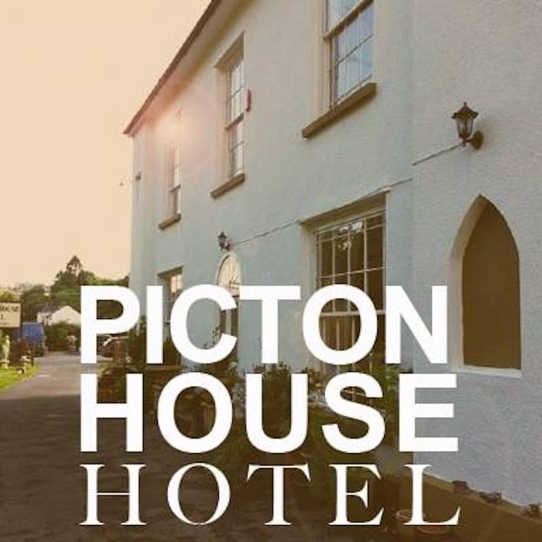 Picton House hero